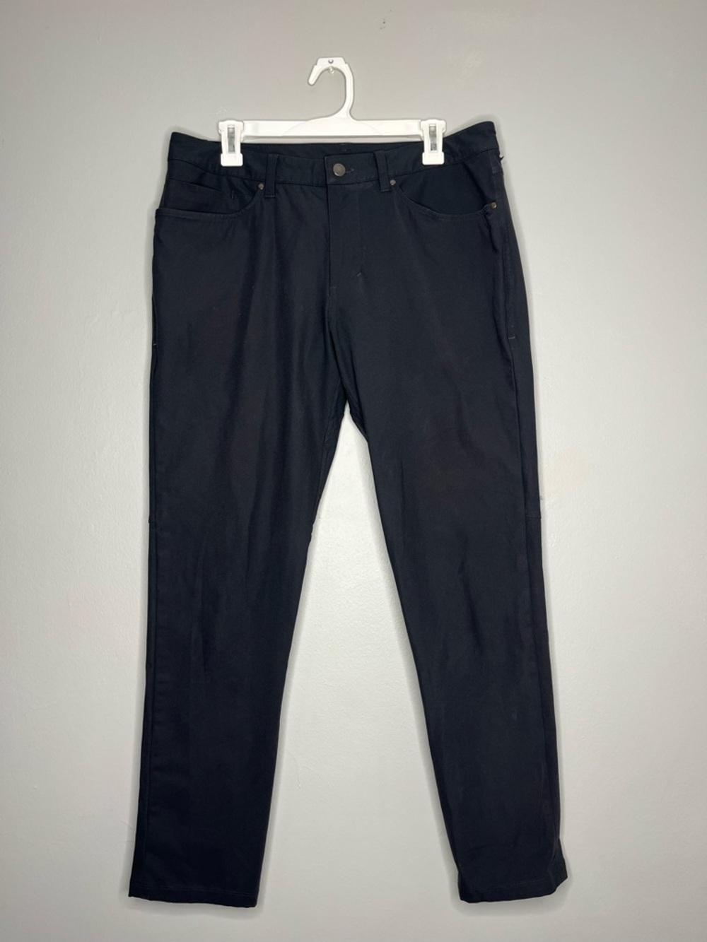 Lululemon Men's Grey ABC Slim-Fit 5-Pocket ABC Pant Slim Warpstreme Fabric